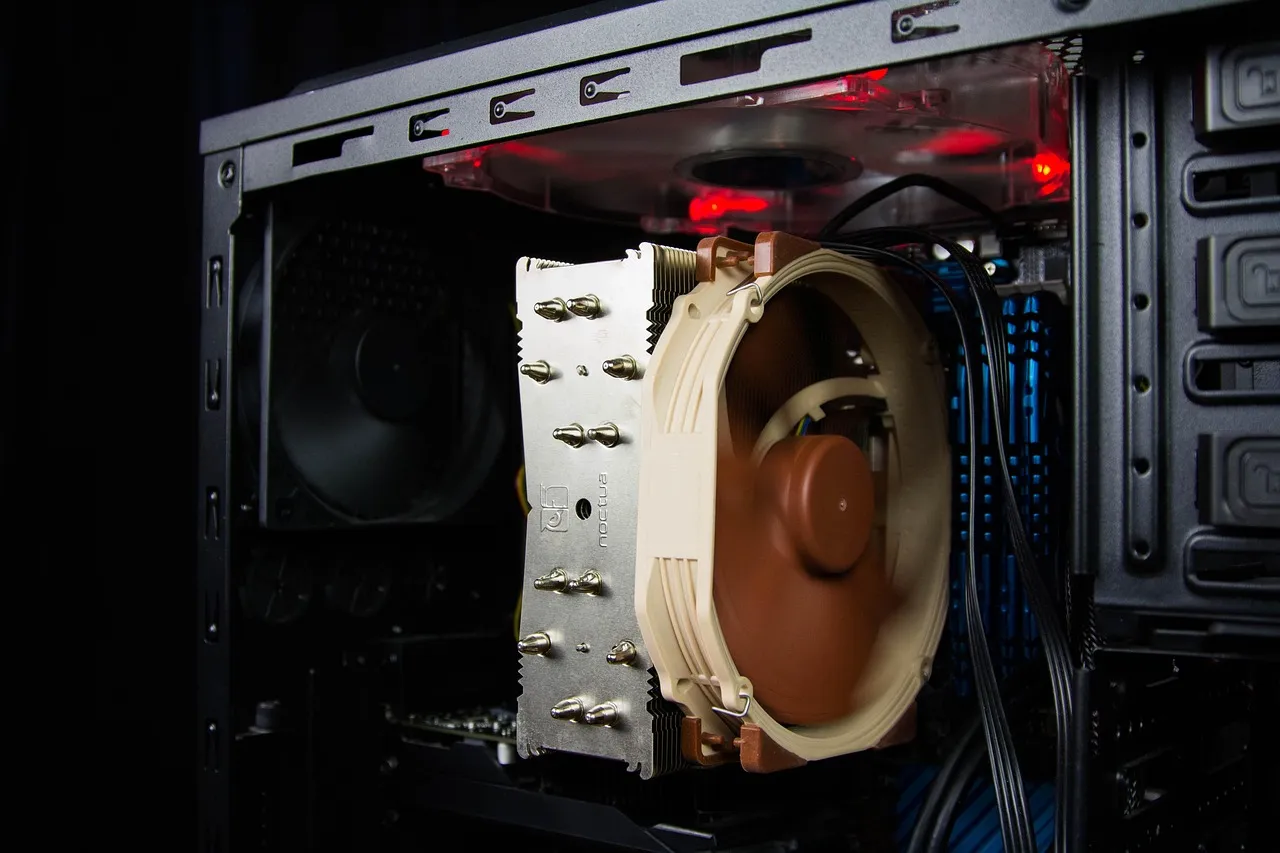 E5-2680V4와 i7-8700 비교